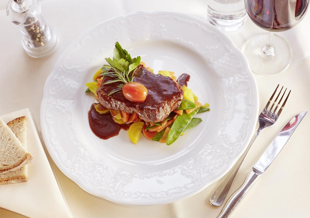 Hotel Restaurant Lindenhof Bräunlingen Esterno foto