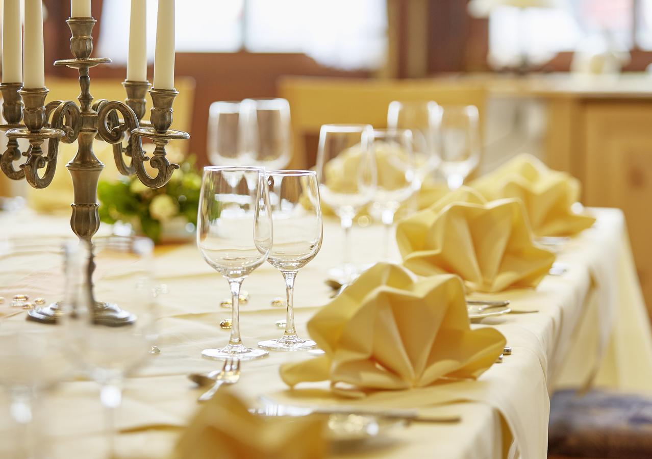 Hotel Restaurant Lindenhof Bräunlingen Esterno foto