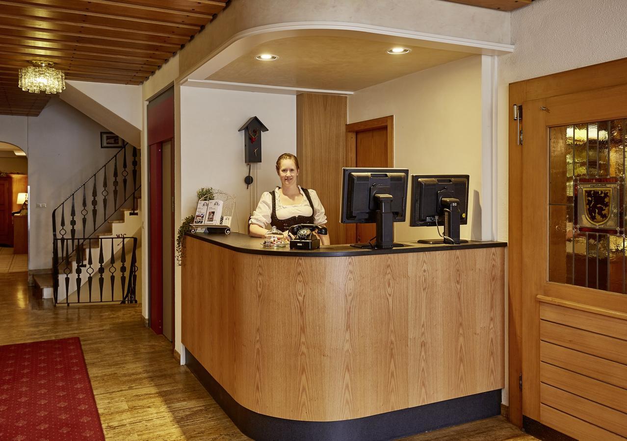 Hotel Restaurant Lindenhof Bräunlingen Esterno foto