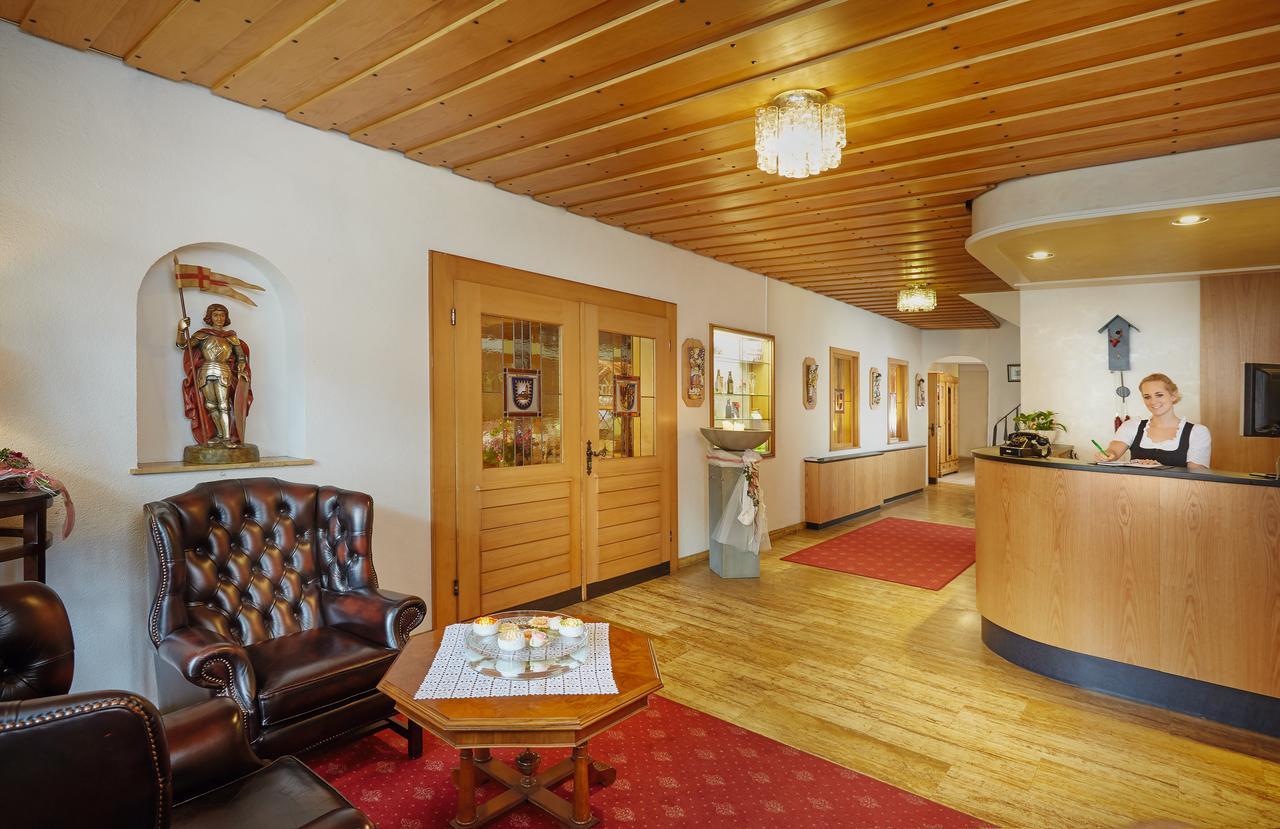 Hotel Restaurant Lindenhof Bräunlingen Esterno foto